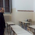 Il collega prof.Mario Sicolo tra i banchi