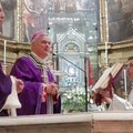 Mons. Cornacchia durante la Messa