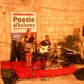 Esibizione canora durante Poesie al Balcone