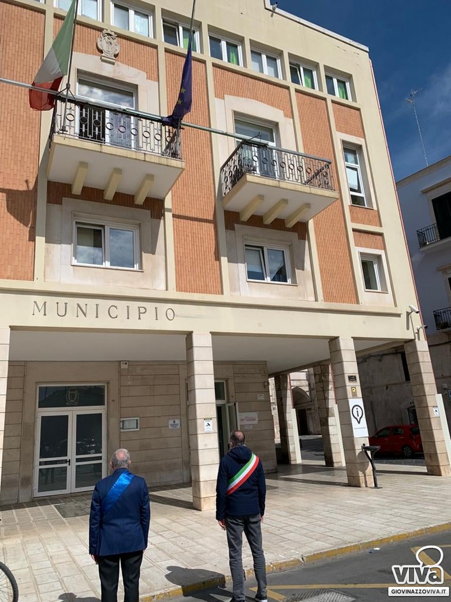 Giovinazzo commemora le vittime del Covid