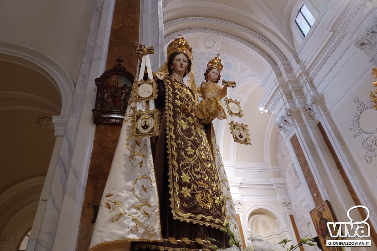 Benedizione abito Madonna del Carmelo