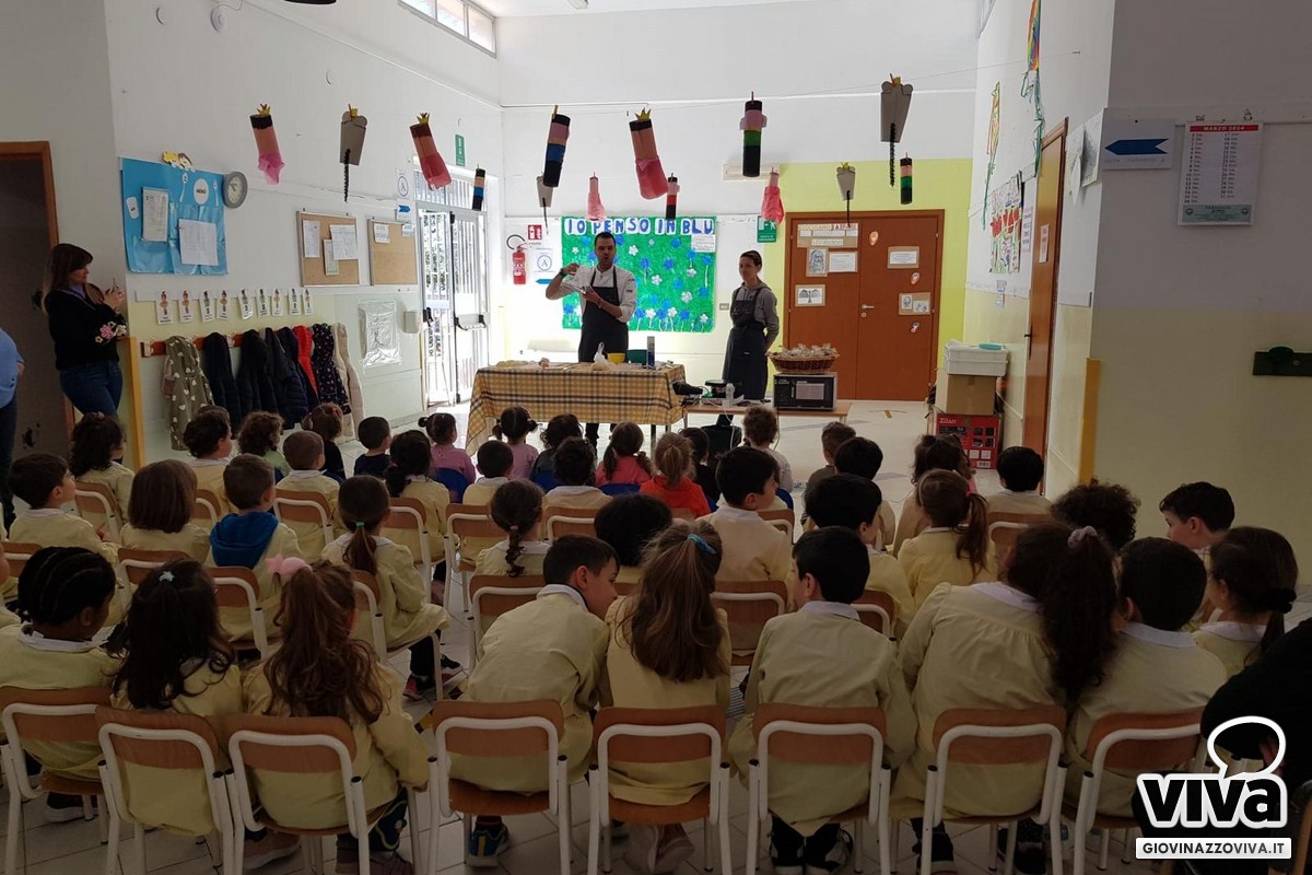 Alunni della "Rodari" a scuola di dolci