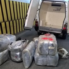 Un mare di droga dall'Albania: 37 arresti. Blitz anche a Giovinazzo