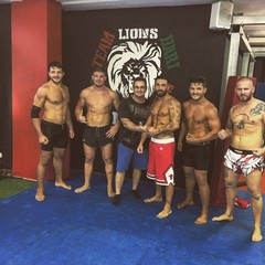 Fabio Scaravilli con i maestri Raffaele Pastanella e Saverio Candelabro