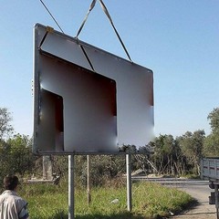 Guerra ai 6x3 abusivi. È partita la rimozione