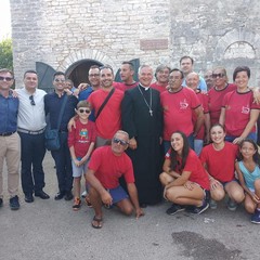 Foto di gruppo dopo la colazione comunitaria