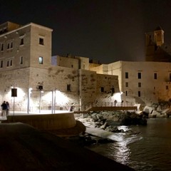 Luigi De Laurentiis nel borgo antico di Giovinazzo