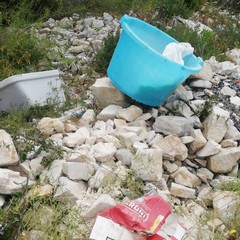 Eternit, scarti edili e pneumatici: al setaccio la lama Castello