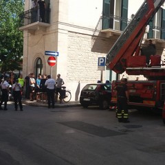 Ladri in appartamento a Giovinazzo. La fuga è da film