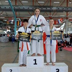 I karateki della Shinjukan Dojo fanno il pieno di medaglie: ben 57!