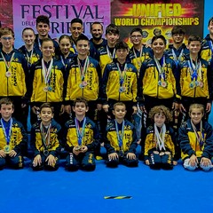 I karateki della Shinjukan Dojo fanno il pieno di medaglie: ben 57!