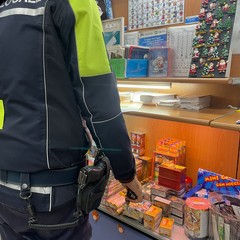 Botti per le festività di Natale, stretta della Polizia Locale