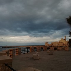 Cambi di luce su Giovinazzo