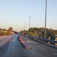 Segnaletica ciclovia abbattuta