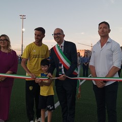 Il restyling del campo sportivo De Pergola: inaugurata la nuova pista di atletica