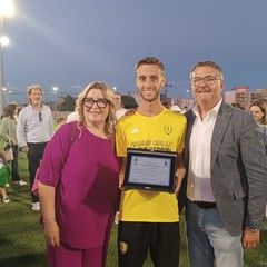 Il restyling del campo sportivo De Pergola: inaugurata la nuova pista di atletica