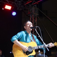 Dodi Battaglia a Giovinazzo