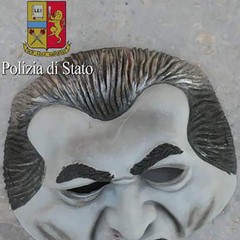 Armi e droga: le immagini dell'operazione della Polizia di Stato