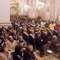 Le confraternite e le autorità