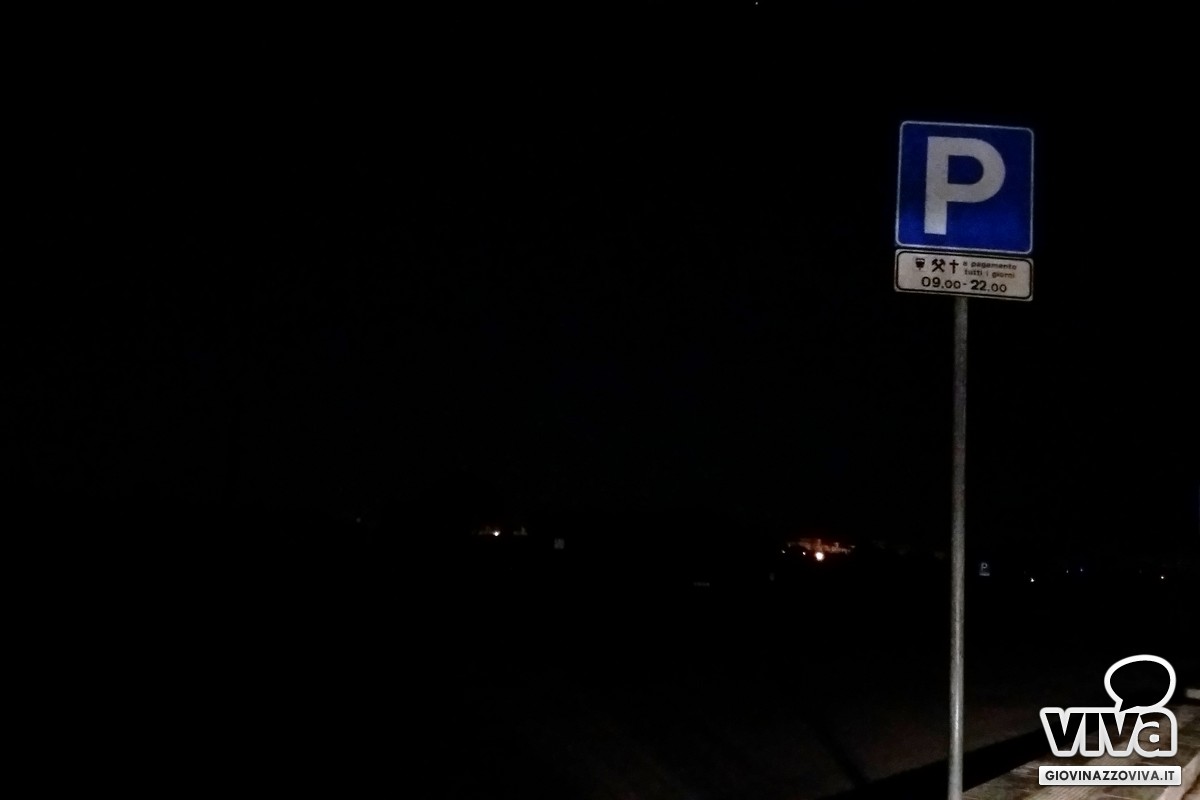 Buio nei parcheggi