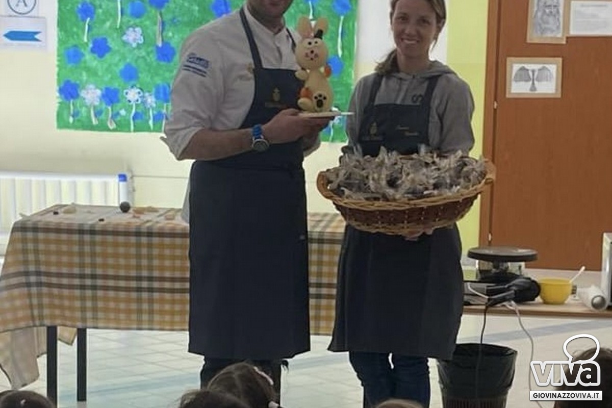 Alunni della "Rodari" a scuola di dolci
