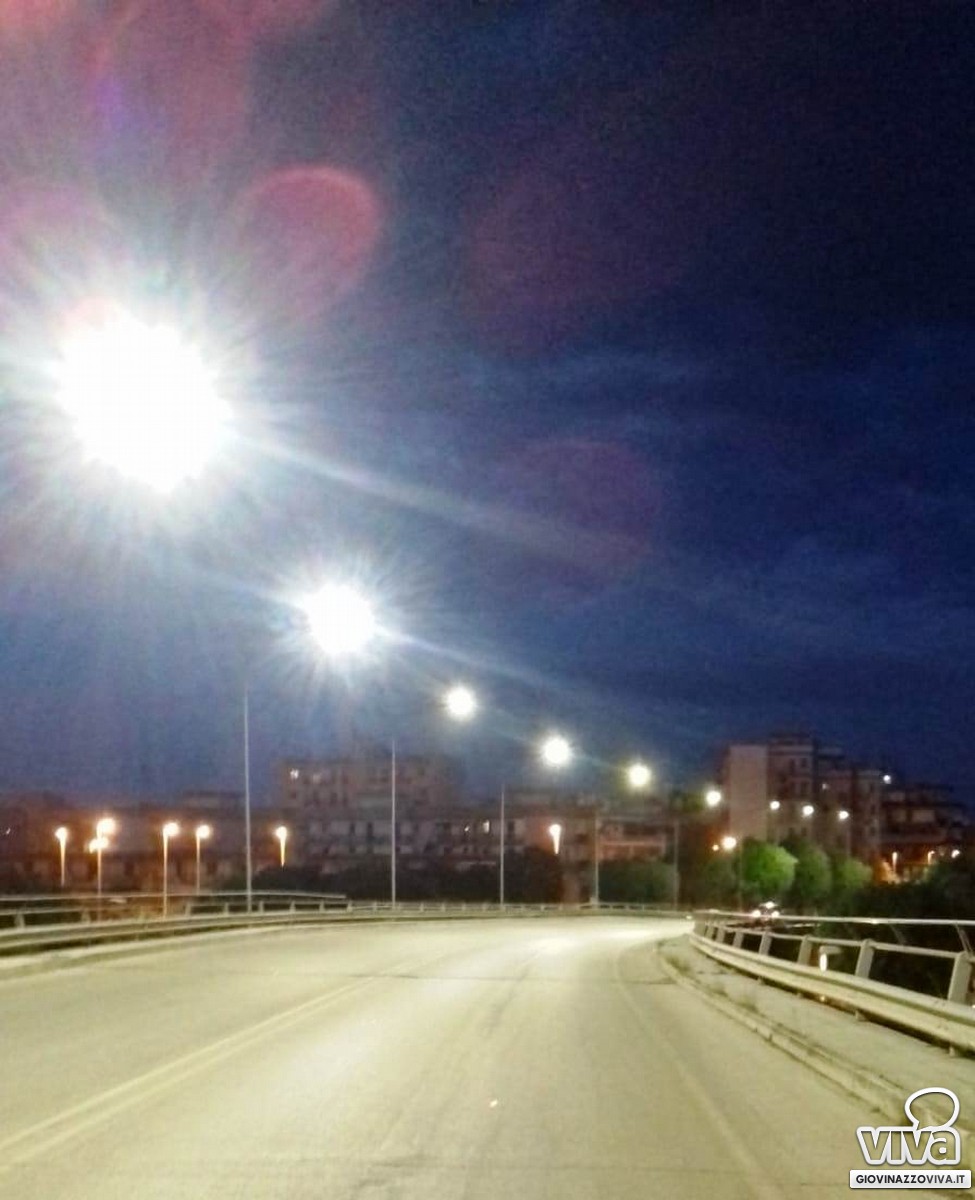 Riaccesa l'illuminazione sul calvalcaferrovia