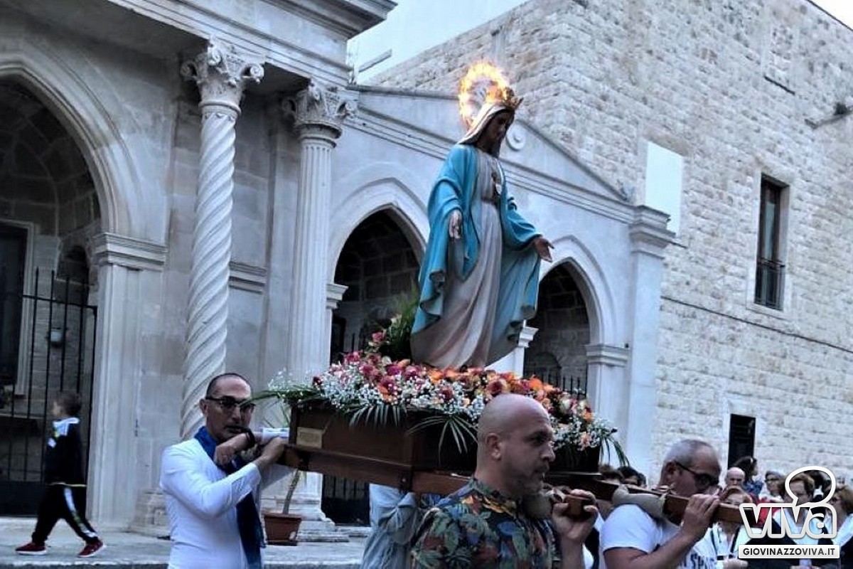 Processione Madonna della Medaglia miracolosa