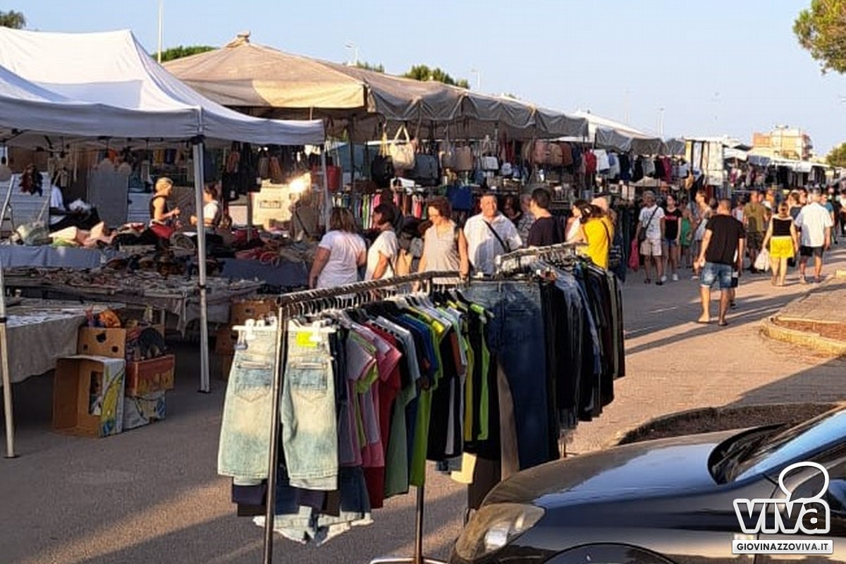 Mercato settimanale serale