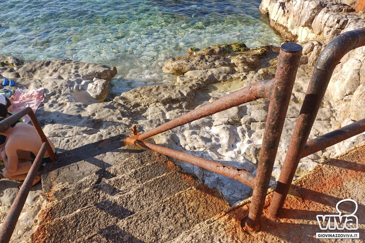 Ringhiere arrugginite a Ponente