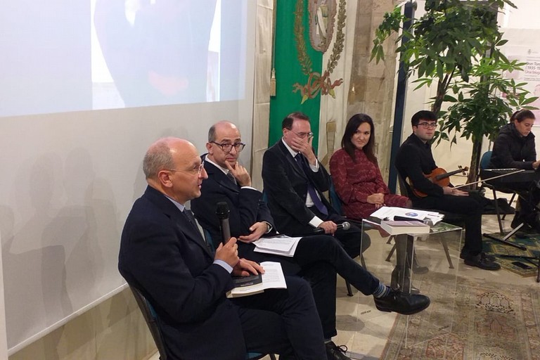 Presentazione biografia don Tonino Bello