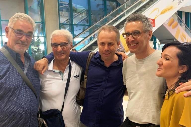 John Turturro all'aeroporto di Palese