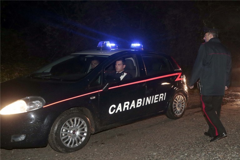 L'arrivo dei Carabinieri