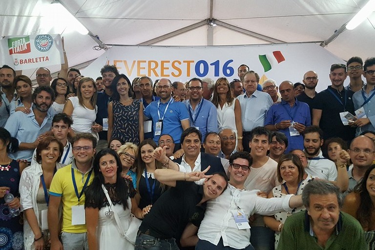 Foto di gruppo finale nella scorsa edizione