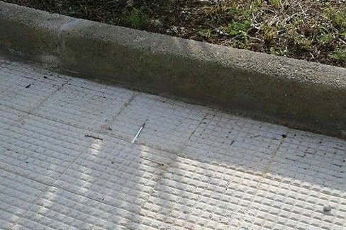 La siringa rinvenuta in zona D1.1