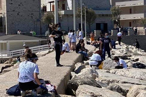 Pulizia del Molo di sottovento