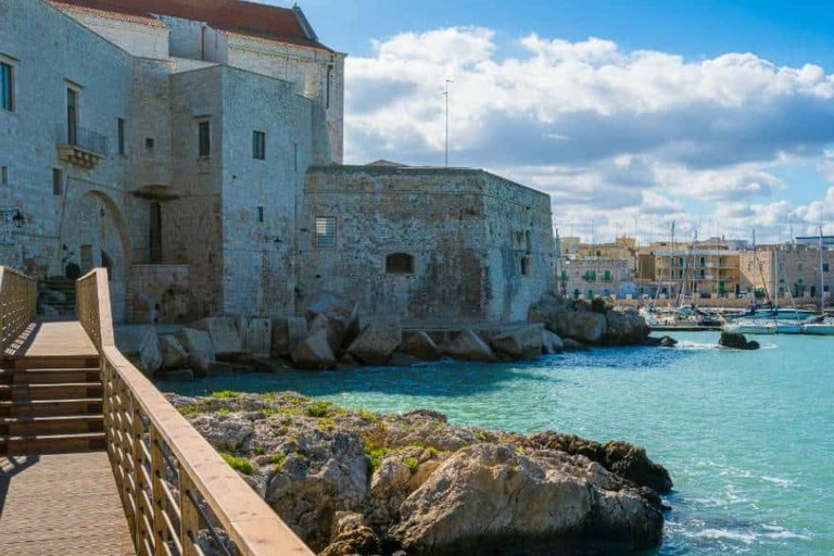 La passerella di Levante. <span>Foto e-borghi.com</span>