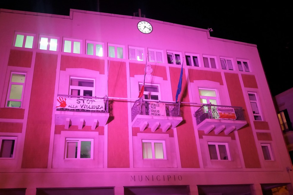 Palazzo di Città si tinge di lilla