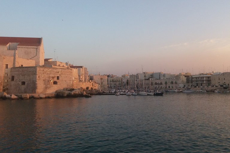 Cartolina da Giovinazzo. <span>Foto Gianluca Battista</span>