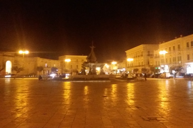 Piazza Vittorio Emanuele II di sera