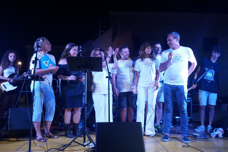 I saluti finali di Posn Events. <span>Foto Gianluca Battista</span>