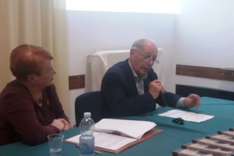 Il prof. Colonna al Circolo Unione. <span>Foto Gianluca Battista</span>