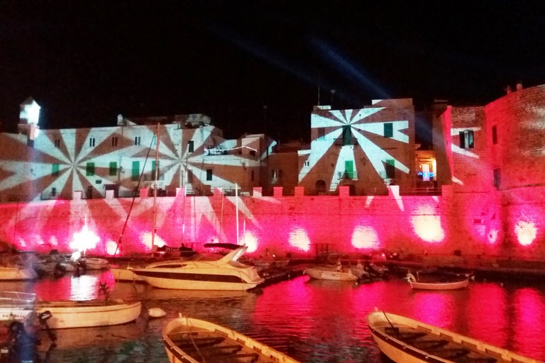 Christmas Lights sulle mura aragonesi