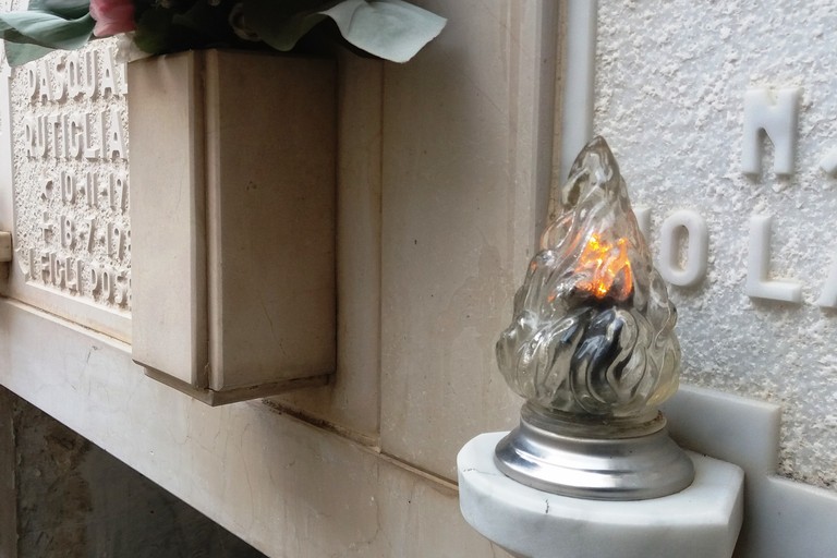 Lampade votive. <span>Foto Gianluca Battista</span>