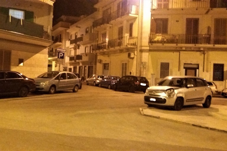 Parcheggi selvaggi alle Quattro Fontane