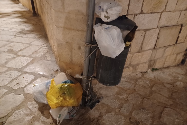 Rifiuti Giovinazzo. <span>Foto Gianluca Battista</span>