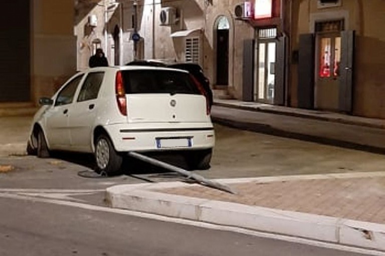L'incidente stradale avvenuto in via Piano