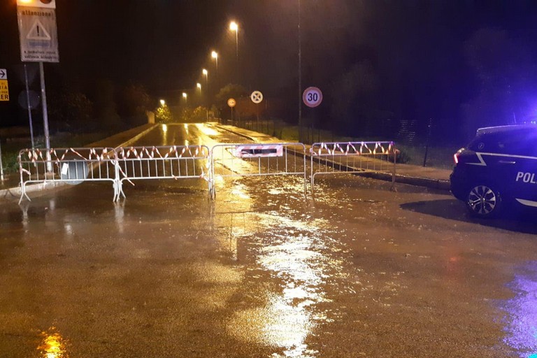 Chiuso il sottovia di via Bitonto