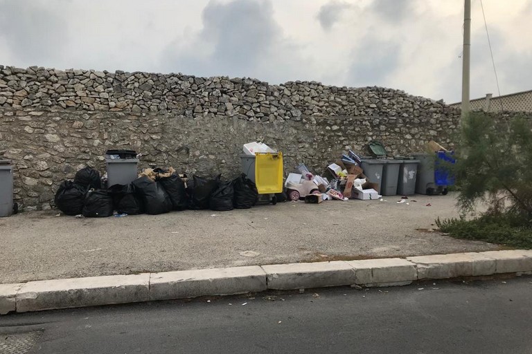 L'abbandono selvaggio dei rifiuti