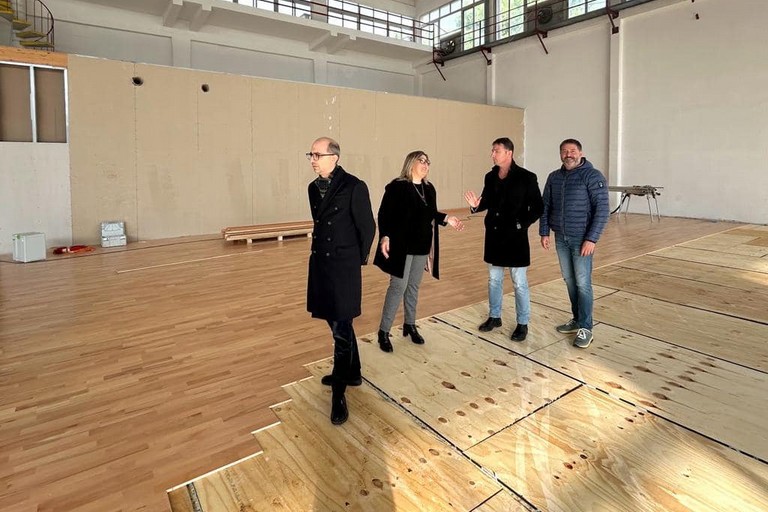Nuovo parquet al PalaPalmiotto. <span>Foto Comune di Giovinazzo </span>
