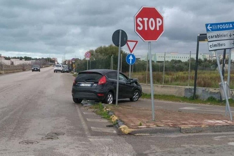 L'incidente stradale avvenuto sulla ex strada statale 16 Adriatica